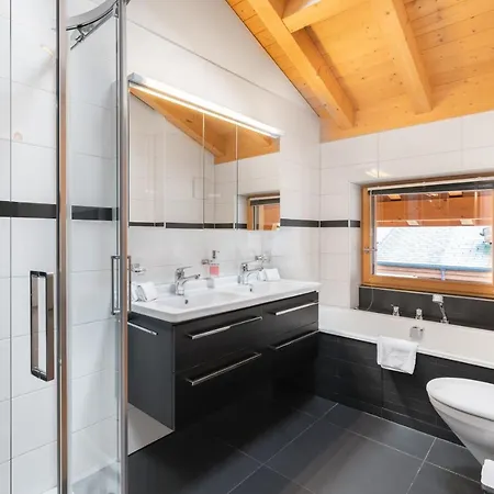 Chalet Alia And Apartments-grindelwald By Swiss *