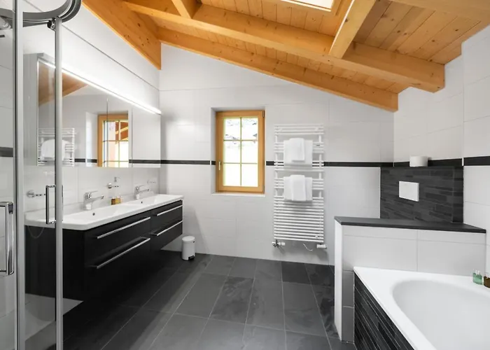 Alia And Apartments-grindelwald By Swiss