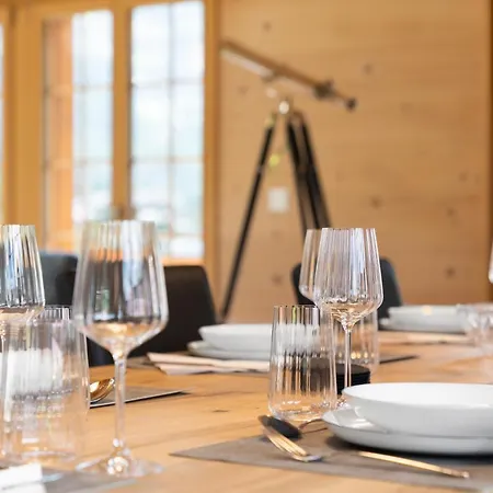 Chalet Alia And Apartments-grindelwald By Swiss *