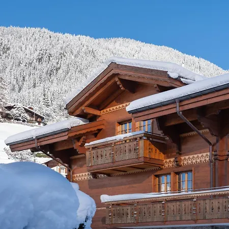 Chalet Alia And Apartments-grindelwald By Swiss *